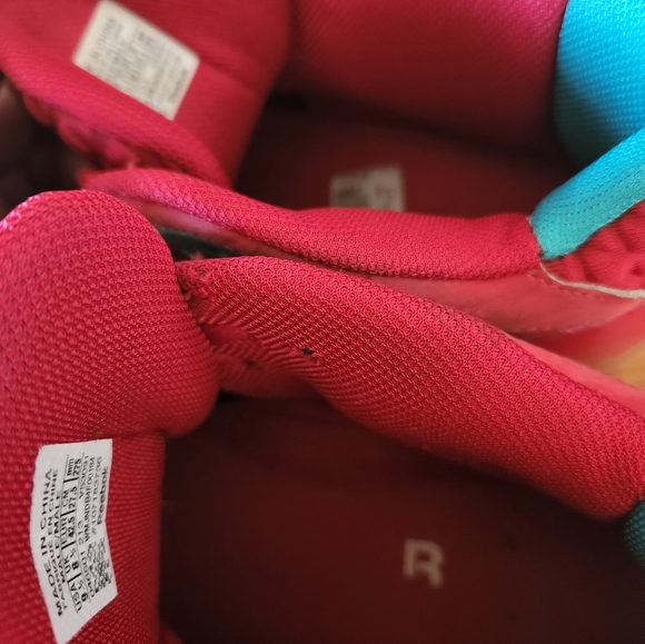 ***USED*** Reebok Scrimmage Mid - Picture 9 of 9